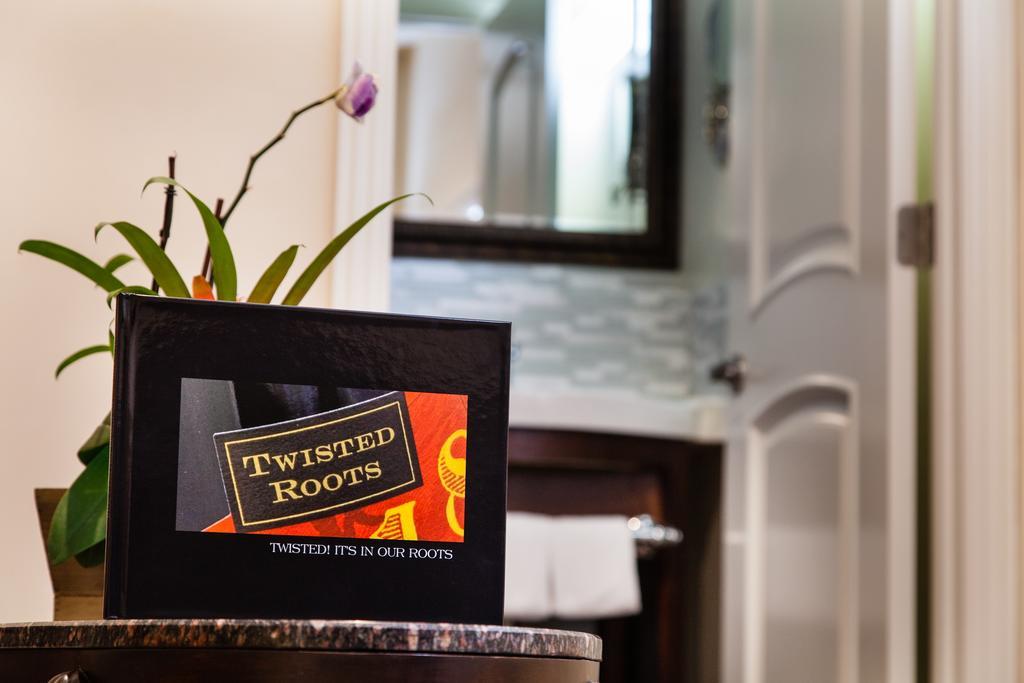 The Vendange Carmel Inn & Suites Екстер'єр фото
